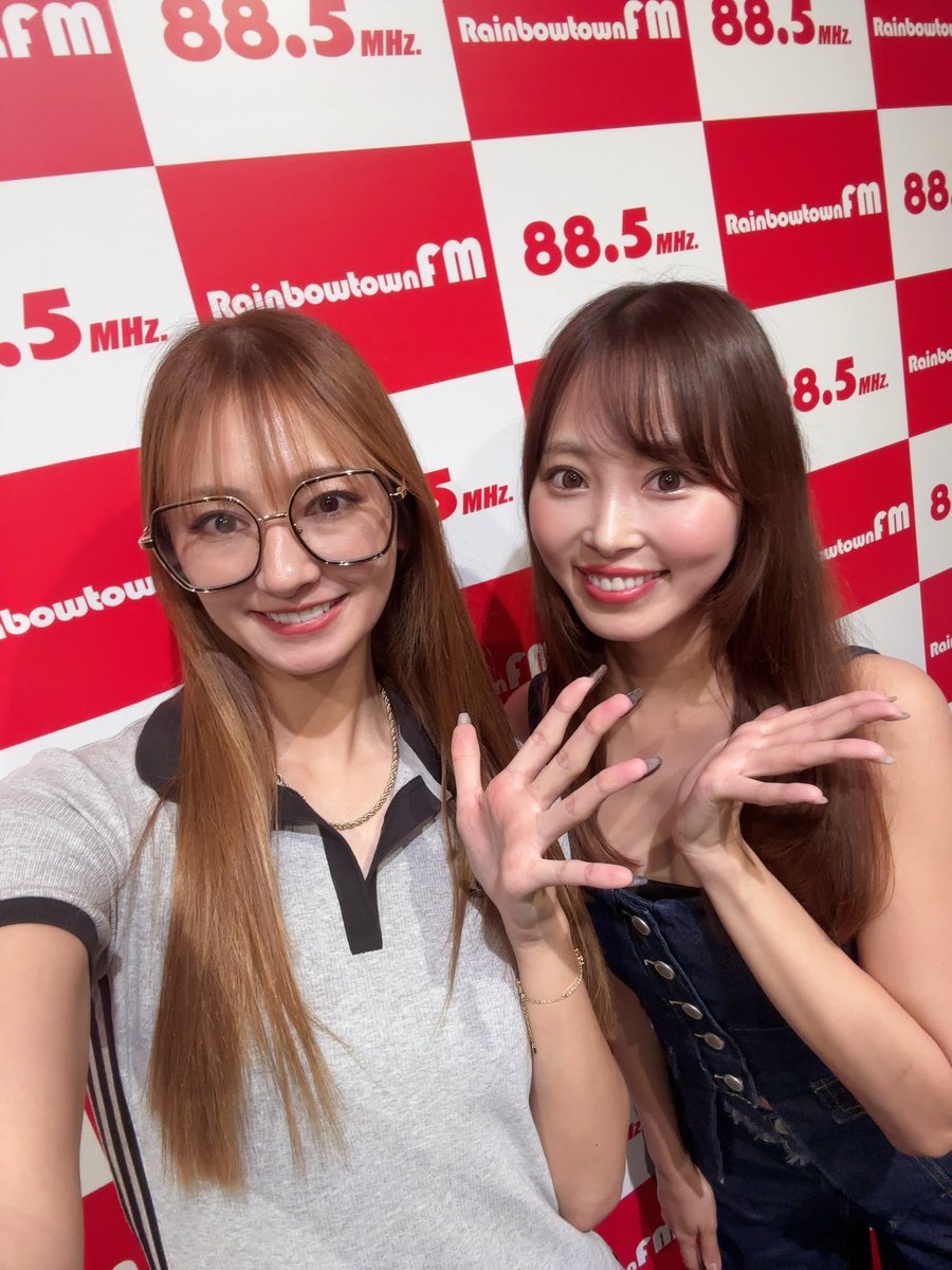miyabi_kondo's tweet image. キバブリありがとうございましたっ！
3回目のご出演のあんちぃがゲストでした🎧また来てねぇ❤️ 🤍
#キバブリ
#レインボータウンFM
