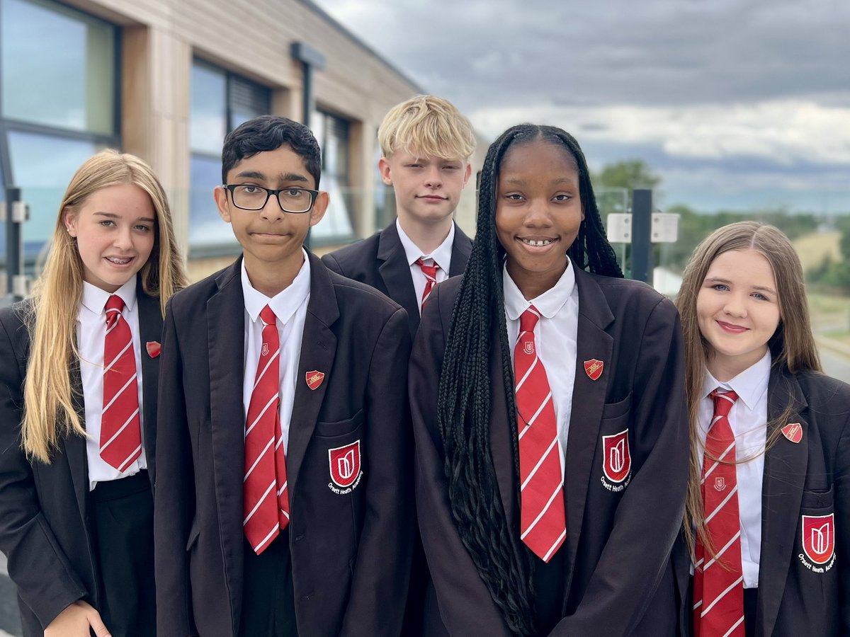 We are now delighted to share our wider Head Student Team with you 🤩

Ellie, Oliver and Lola will work alongside Layo and Roo as Deputy Head Students to help shape the future of the school. We can’t wait to see what they achieve! 🌟👏