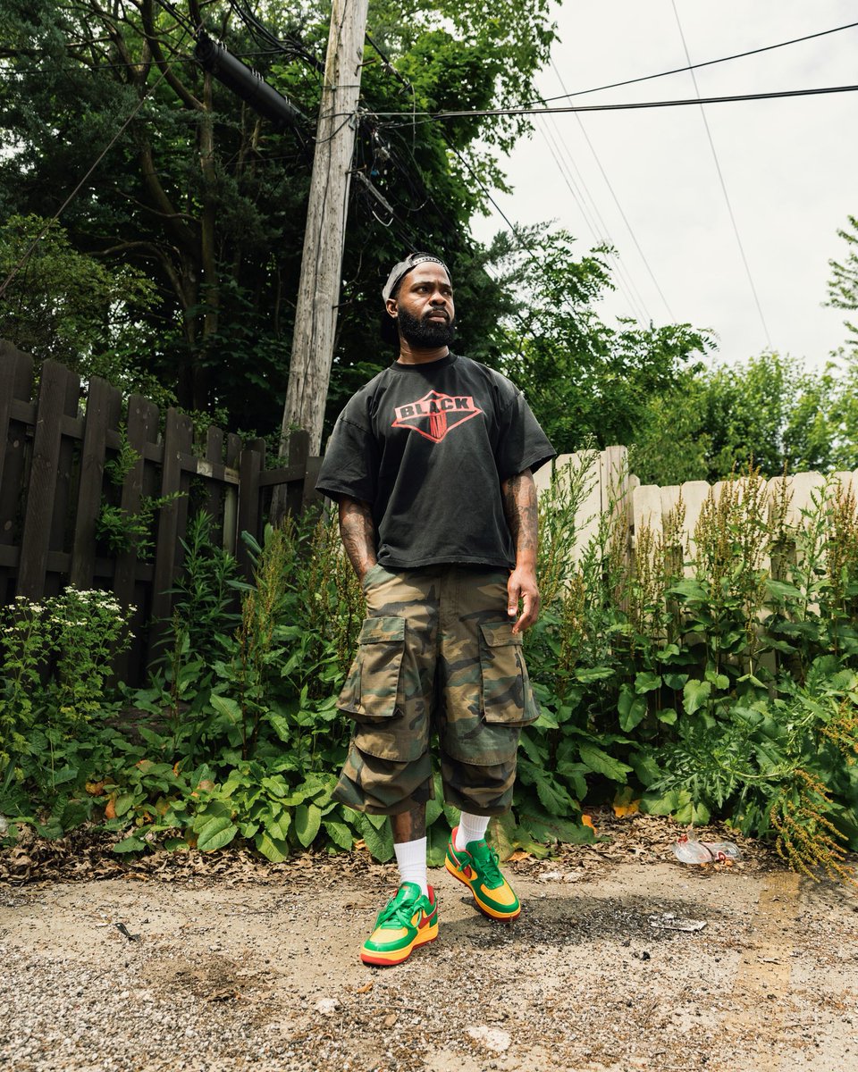 TheSwap_life's tweet image. “Titled “Get Off My July 4th,” this capsule is a gritty, stylish nod to inner city Americana, blending patriotic edge with Midwest cool in a way only @BLACKANGELSINFL can” theswap.life/the-swap-says #TheSwapSays