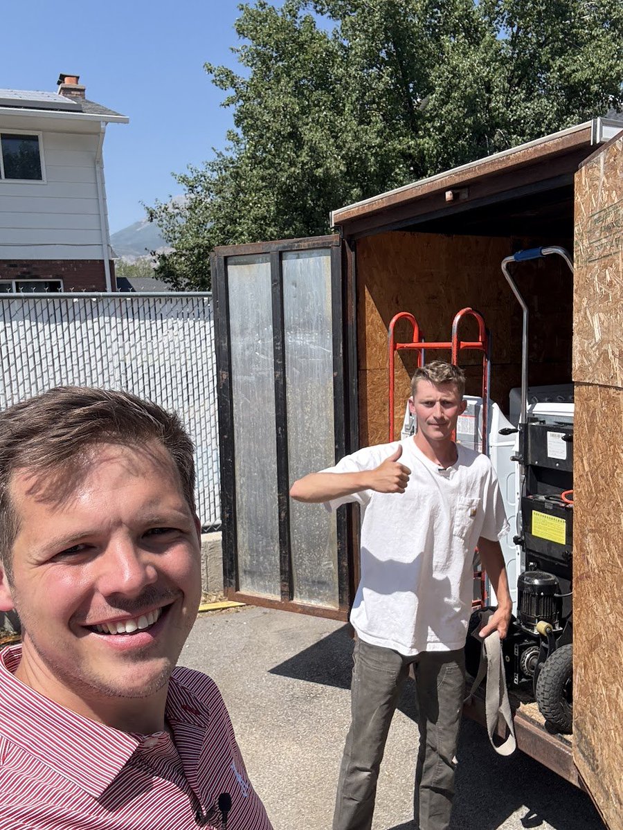 mhp_guy's tweet image. This is the most Utah story you'll hear this summer:
I filmed a video about the appliance rental business in Utah last month. Turns out this is a very profitable and approachable business.
Then the guy that owns this business accidentally discovered on FB Marketplace that BOTH…