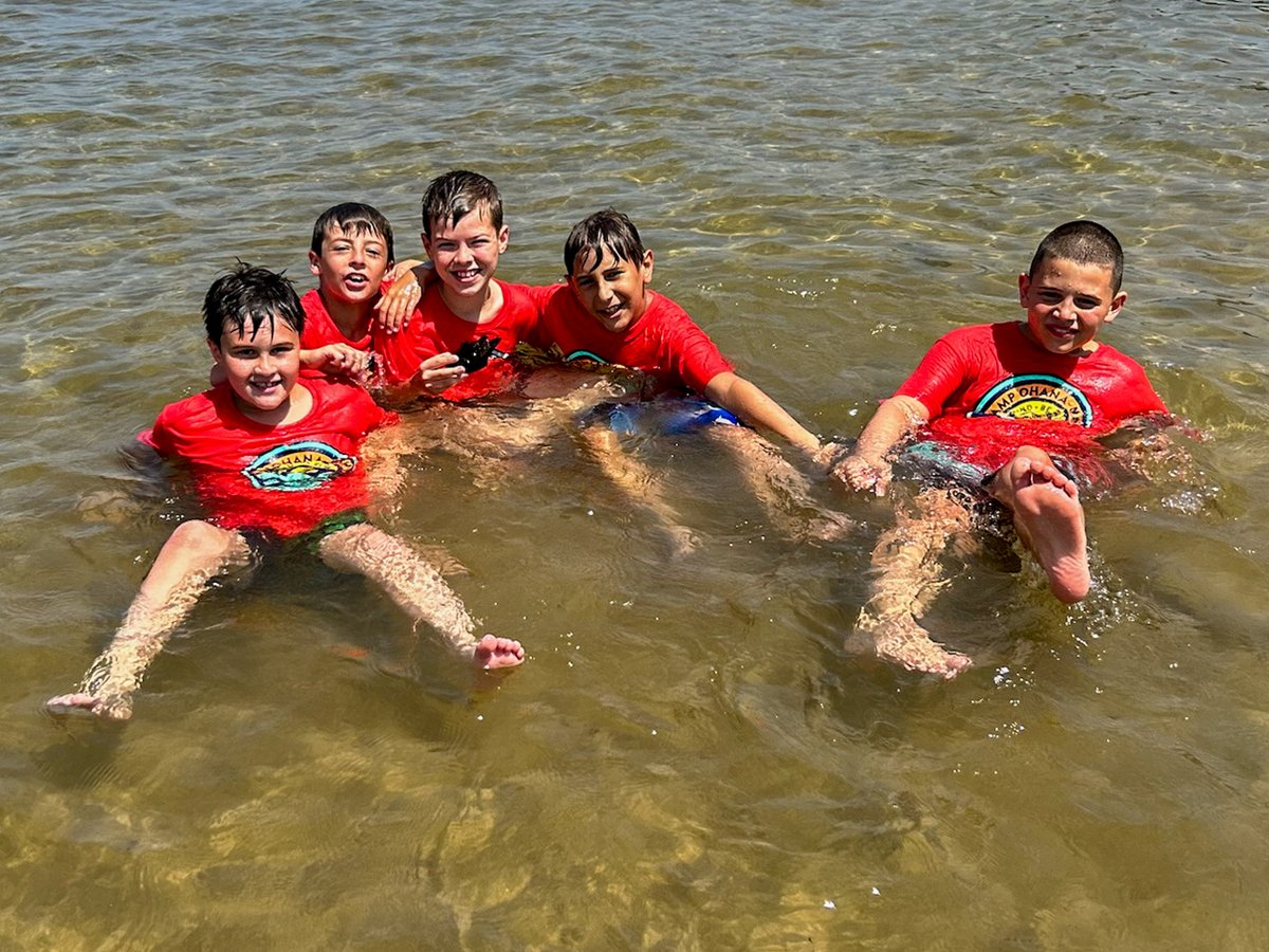 ☀️ Summer smiles and sunshine! 🌊

Clubhouse campers had an unforgettable day at Ellacoya State Park—swimming, laughing, and soaking up every moment at the beach!

#SummerCamp #GreatFutures