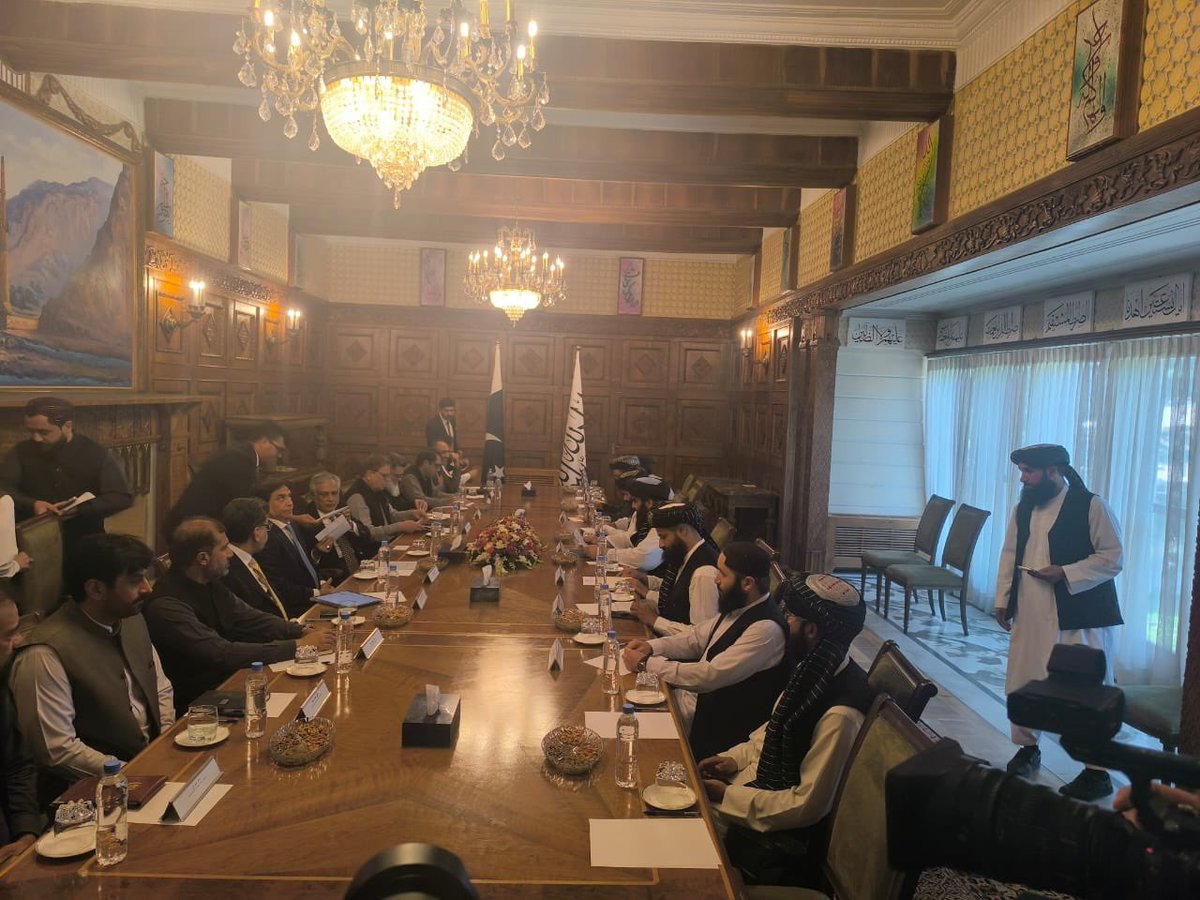 AmbassadorSadiq's tweet image. Deputy Prime Minister / Foreign Minister, Senator Mohammad Ishaq Dar met with Afghan Acting Foreign Minister Amir Khan Muttaqi in Kabul, along with senior-level delegations from both sides.