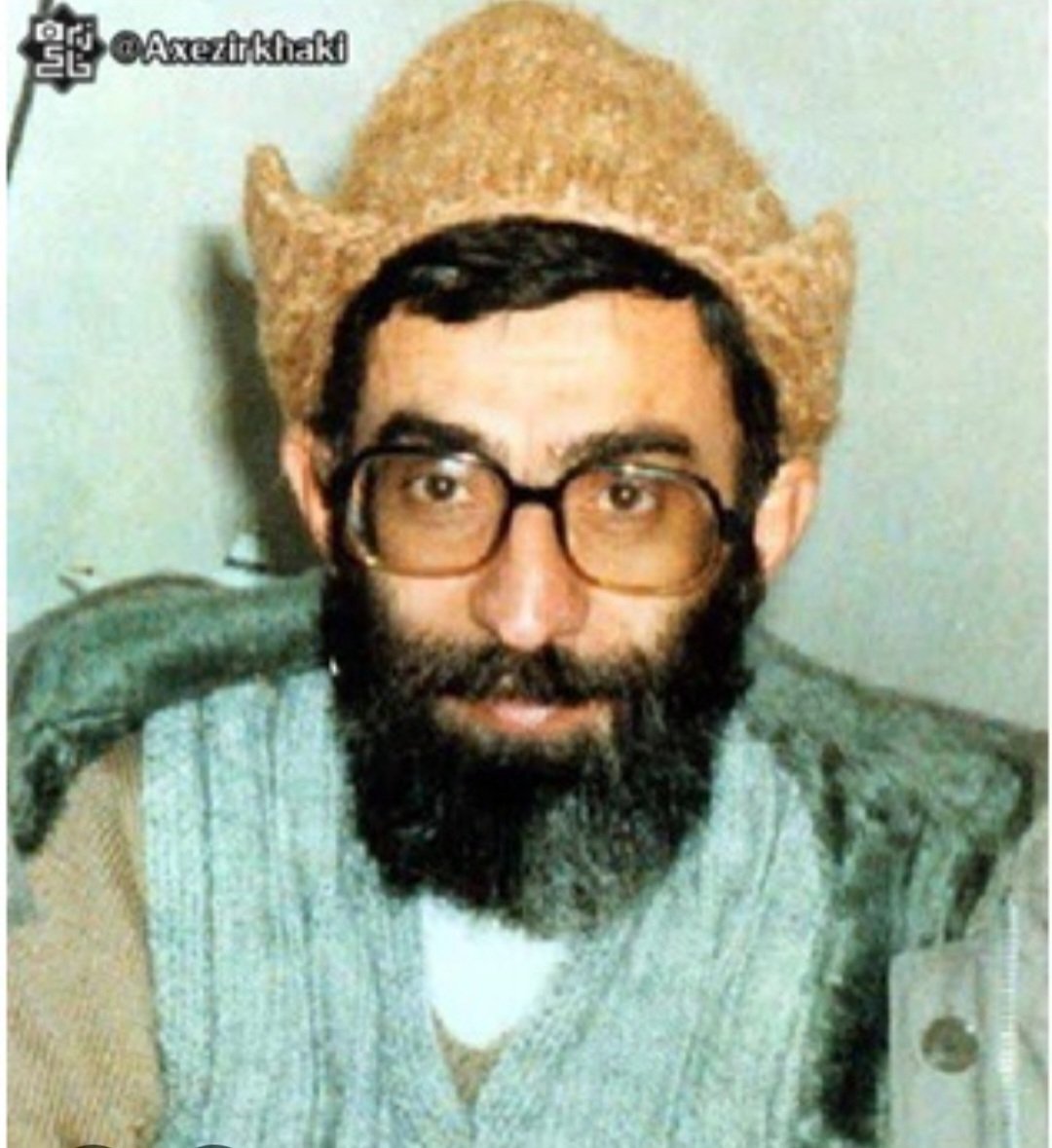 فرمانده کل قوا #رضاشاه_دوم 
فرمانده کل موش‌ها  #موشعلی
#همکاری_ملی