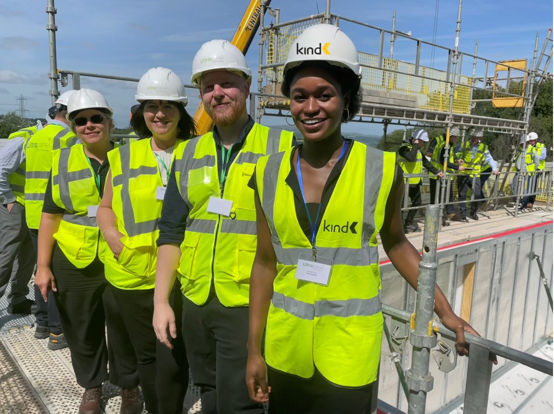 KindBuilders's tweet image. Last week our BDM Evette was delighted to attend the Ultrapanel Building Technologies live installation of their structural insulated panel system including fold-out cold roof 🏡

It was great to learn more about their new sustainable housing system!

#KindAndCo #Construction