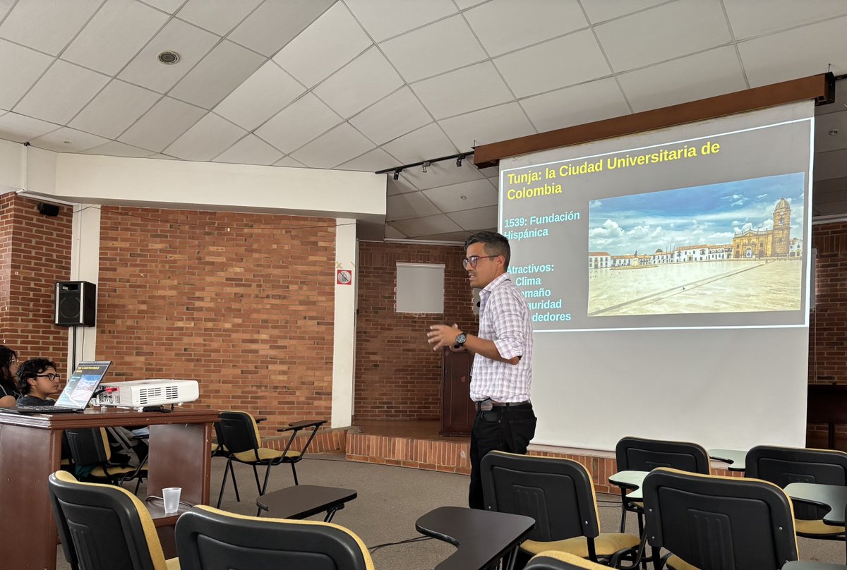 conhep's tweet image. Desde @UPTCoficial, gracias al Prof. Carlos Yaguna, ayer comenzó el Workshop Neutrinos y Materia Oscura en Colombia #NeMOC2025, en Tunja, Boyacá.
Muchas gracias a la Escuela de Física y a la Decanatura de Ciencias de la UPTC por la hospitalidad con la que nos han recibido.