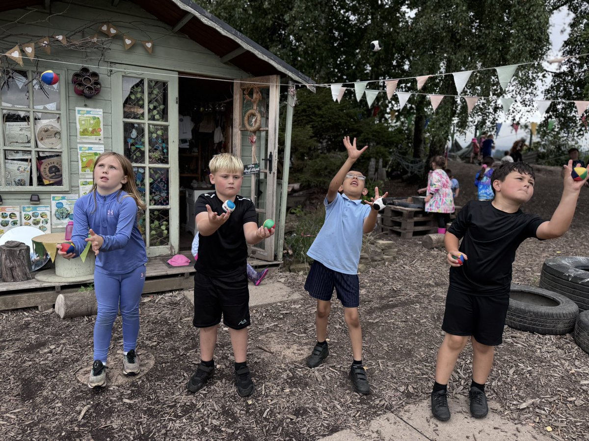 Reading a story, toasting marshmallows, and showcasing juggling skills. Last day of forest school for Year 2💚#forestschool #year2 #makingmemories