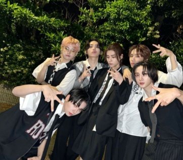 BOYNEXTDOOR TOUR ‘KNOCK ON Vol.1’ FINAL 

콘서트에서 소렛고 #태산 버전 키링 나눔해요!

** 키링 앞면 태깅하면 소렛고 컴백쇼 무대 영상 재생돼요..🫨

* 날짜   7/26 (중콘)
* 수량   28~30 개
* 인증   #rt
* 장소 및 시간은 추후 타래로 공지