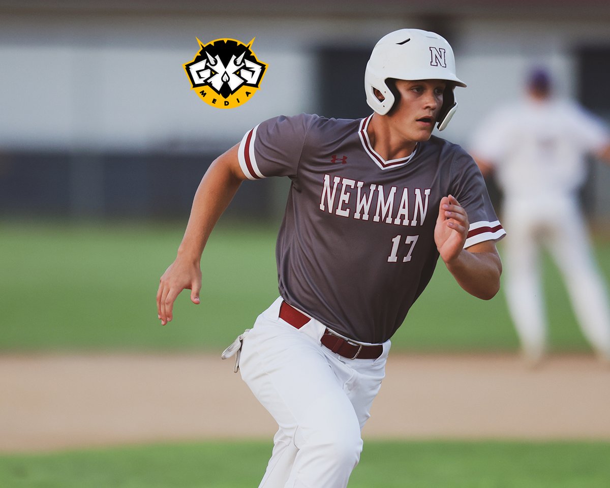 NBGX3Media's tweet photo. 7-15-25 Kee defeated Mason City Newman Catholic 8-5 in a 1A sub-state contest in Decorah Tuesday evening.
#keehawks #newmanknights #iabb
Nate Beier/ https://t.co/r4EpRlxCNb 2025 https://t.co/8lfh3Mz8Yl
