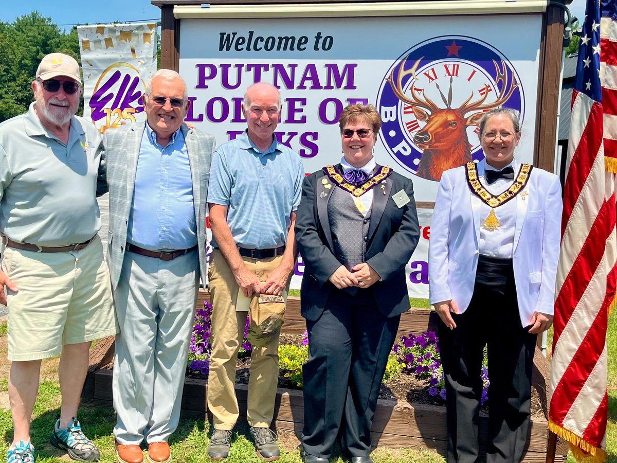 RepJoeCourtney's tweet image. Really great to join Putnam Elks Community Day over the weekend. It was a special day to celebrate the Putnam Lodge of Elks 574’s 125th anniversary.