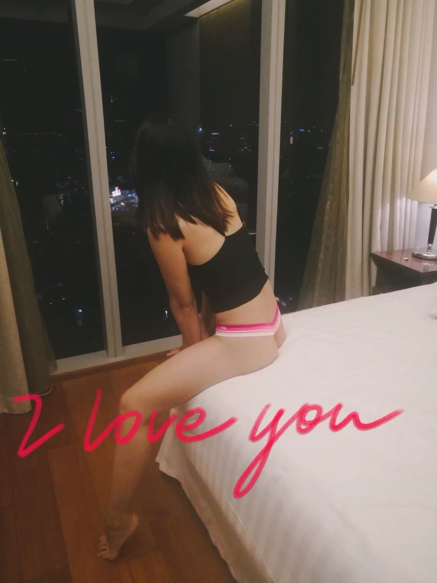 เป็นเหมือนกันมั้ย  อยากนัดกับบางแฮค แต่ไม่กล้าแม้ จะเข้าไปทักเค้า เต็มที่ทำได้แค่เม้น แต่ไม่กล้า Dm. ไปขอนัดกับเค้า ได้แต่คิดซะว่า ได้ดูรูปที่เค้าโพส ได้อ่านเรื่องที่เค้าโพศ ก็พอแล้ว