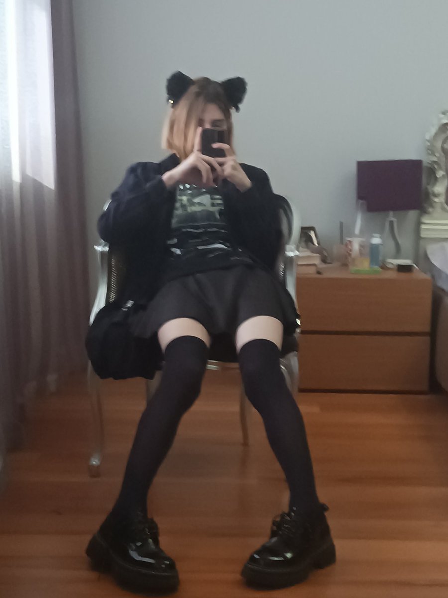 Menthony tweet media