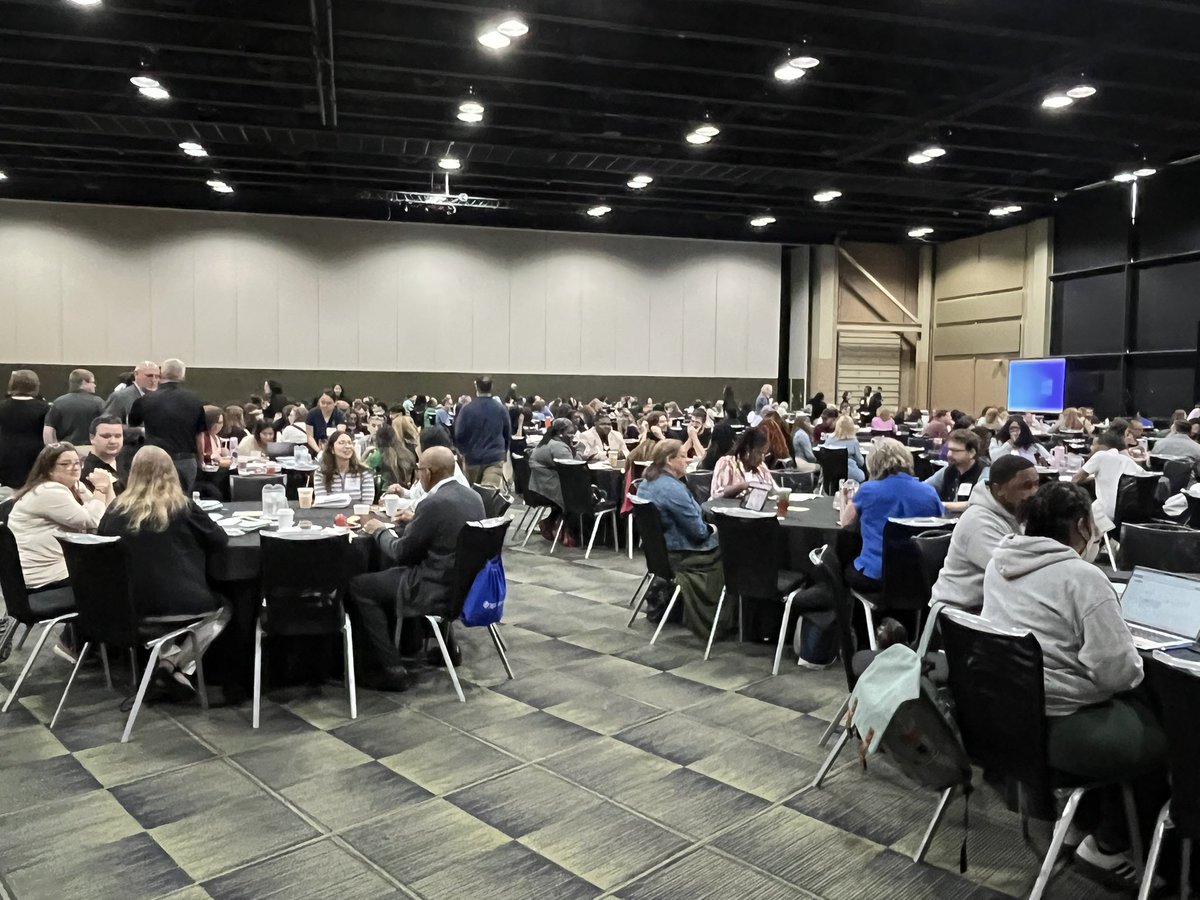 ISAC welcomes everyone to the 15th annual College Changes Everything Conference: How Do We Build Community? #CCE4me