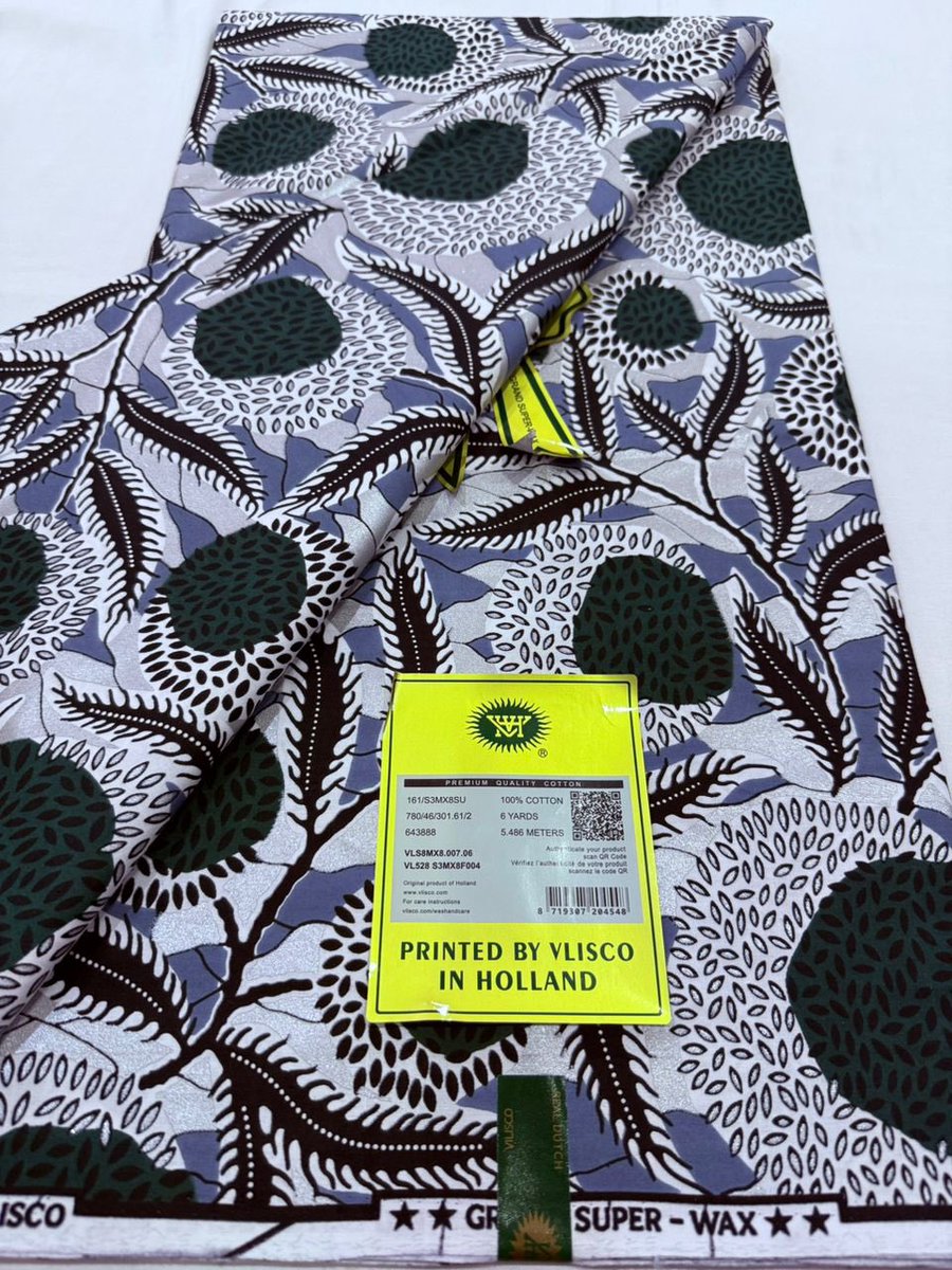 fmkDuniyace's tweet image. The kind of wax that doesn’t scream… it speaks elegance softly ✨ Not too loud, not too soft just perfect!
This medium embellished super wax is the definition of classy and unique.
Step into style with FMK.
#FMKWaxVibes #LuxuryWax #SubtleGlam