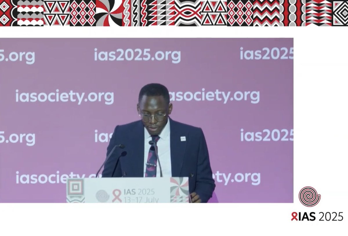 SemitalaFred's tweet image. Congratulations  @ryanmuhumuza  for a great oral presentation at #IAS2025 on &quot;HIV-Mpox syndemics in conflict settings&quot; You made us proud👏