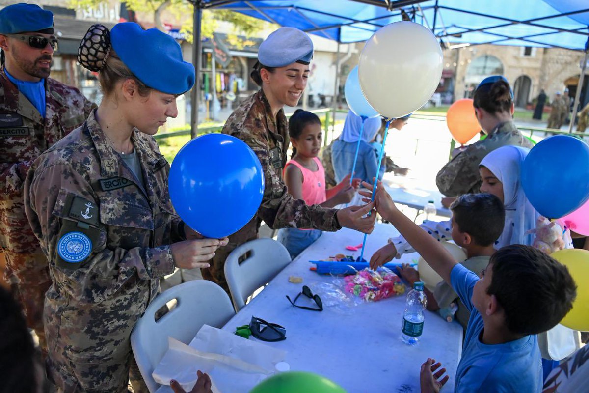 UNIFIL_'s tweet image. Peacekeepers joined the Women & Children Festival in Tyre, with the Union of Municipalities and the Lebanese Army.
Local women shared handmade goods, and peacekeepers brought shows for kids — a moment to connect, support local trade, and stand with those facing real challenges.