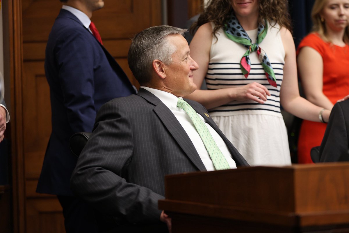RepWesterman's tweet image. Yesterday, it was great to welcome @SecDuffy to the @TransportGOP committee to discuss committee priorities like air traffic control modernization, upcoming surface transportation reauthorization, and lots more.