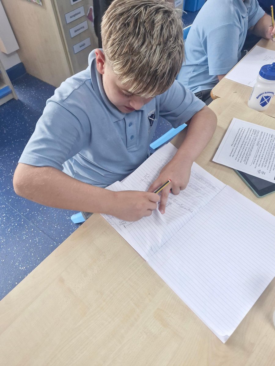 standrewscep's tweet image. In History, Class 5a have been creating a timeline of events that lead to the end of WW1.🌟