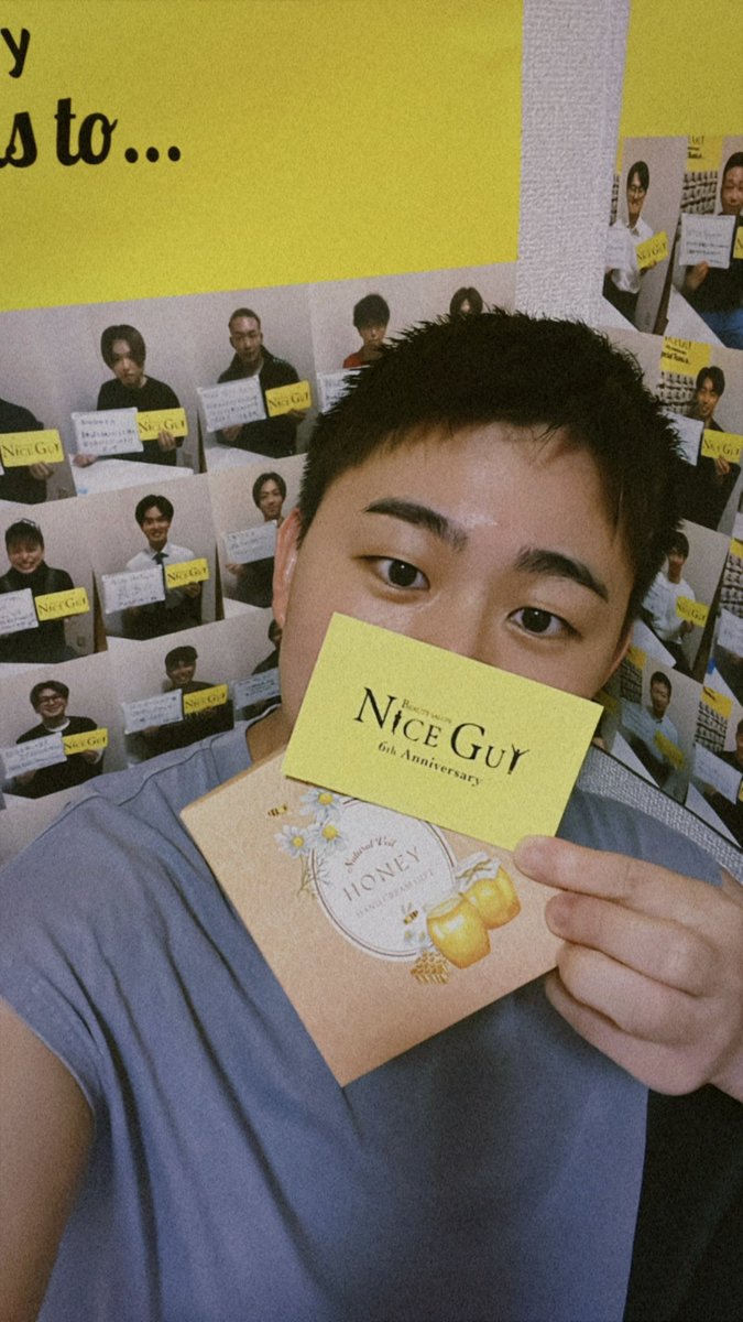 chi_bi_su_ke_'s tweet photo. @niceguy_shinya さん、6周年おめでとうございます🙌
今回僕の紹介で脱毛すると、割引率えぐちらしい!!
興味ある方は、𝙷𝙰𝚈𝙰𝚃𝙾までご連絡くださいー💛
 #脱毛するならniceguy https://t.co/ccC3bFuPJ6