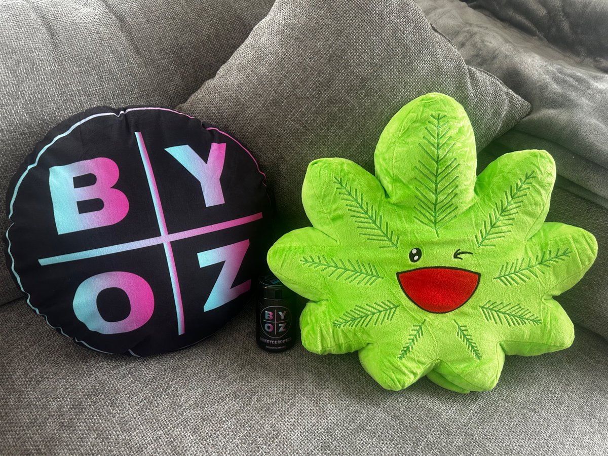 BYOZ__'s tweet photo. BYOZ~BRINGYOUROWNZA
FOR PERSONAL USE ONLY!
QUALITY>QUANITY   

#BRINGYOUROWNZA #BYOZ #FORPERSONALUSEONLY 
#QUALITYOVERQUANITY https://t.co/ThFzJHNYt6