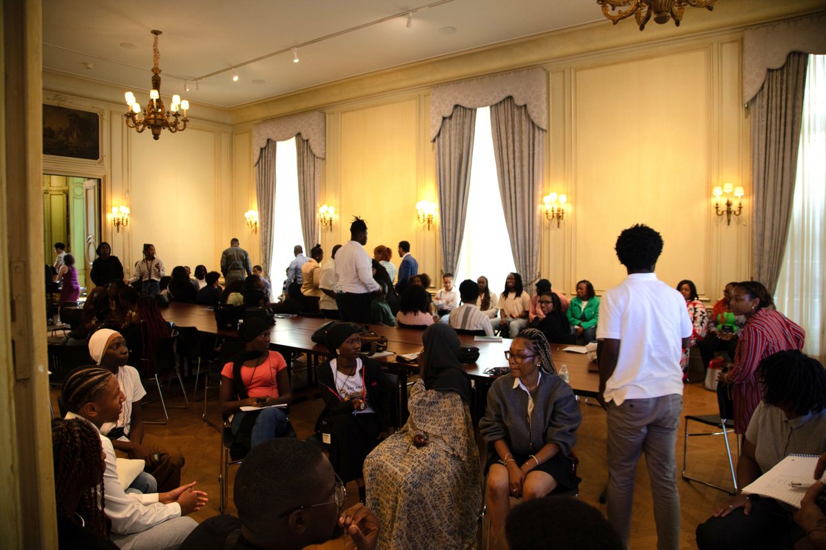MIC_Exchanges's tweet image. The future of diplomacy is shaped by today&apos;s youth.

Our new cohort of #PAYLP participants are diving into American democracy, innovation, and public service while forming meaningful connections that promote mutual understanding and global collaboration.

#PAYLP2025…