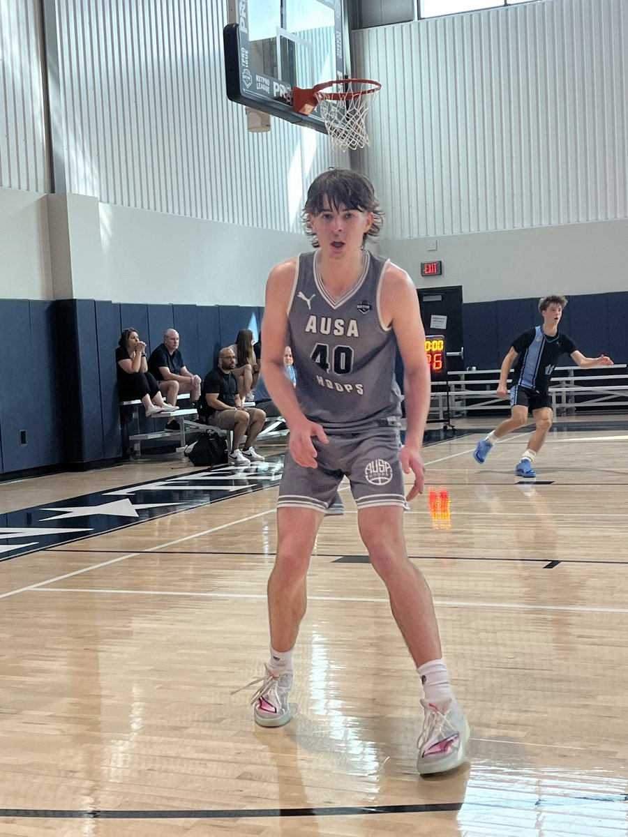 Kyle Unruh (@kyleunruh) on Twitter photo Thomas Lea 6’5” - ‘26. Intrigued with this kid. Positional size as a combo guard. Can really score it. Makes good decisions from an advanced IQ.
#prospect
<a href="/ThomasLea07/">Thomas Lea</a> |
<a href="/AUSA_Hoops/">AUSA Hoops</a> |
<a href="/NxtProHoops/">NXTPRO Hoops</a> |
<a href="/PRO16League/">PRO16/NXTPRO League</a> | Thomas Lea 6’5” - ‘26. Intrigued with this kid. Positional size as a combo guard. Can really score it. Makes good decisions from an advanced IQ.
#prospect
<a href="/ThomasLea07/">Thomas Lea</a> |
<a href="/AUSA_Hoops/">AUSA Hoops</a> |
<a href="/NxtProHoops/">NXTPRO Hoops</a> |
<a href="/PRO16League/">PRO16/NXTPRO League</a> |