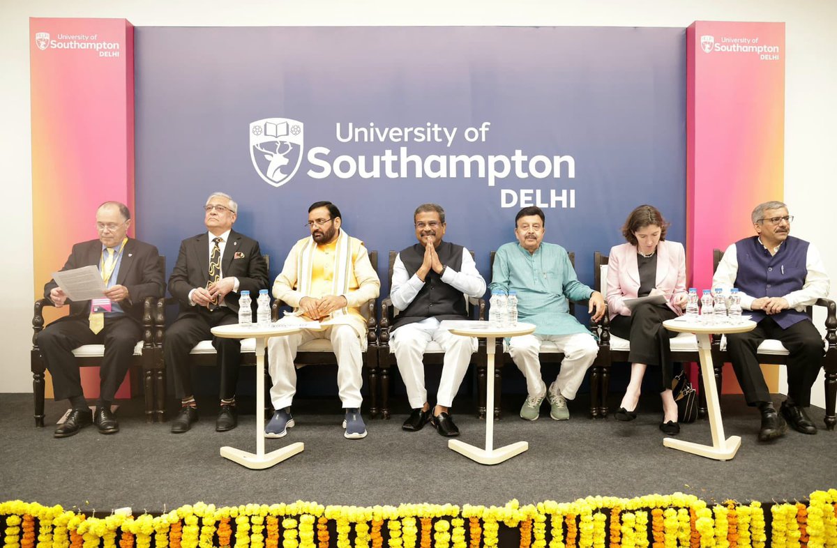 drkkr's tweet image. A defining moment for education in India!
The University of Southampton — a Russell Group & global top 100 university — launched its first international campus in India 🇮🇳🇬🇧
This visionary initiative is more than a partnership — it’s a symbol of India’s rise as a global hub of…