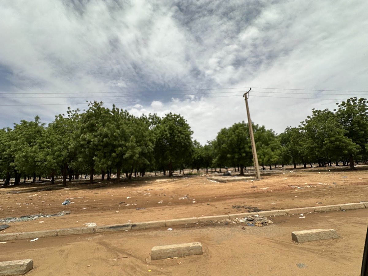 Niamey Niger 
Pour lever toute ambiguïté, le 3 août 2025, on doit rebaptiser la Ceinture Verte (qui fait penser à un parc périphérique ) en "Parc Central Diori Hamani" 
<a href="/NIGER_CNSP/">Conseil National pour la Sauvegarde de la Patrie</a>  <a href="/villedeniamey/">Ville de Niamey</a> @gouvernoart