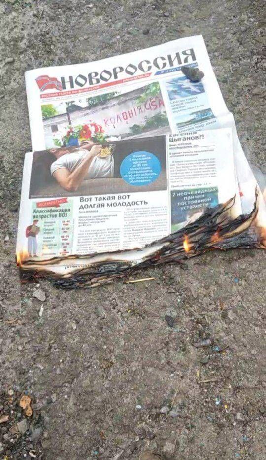 yellowribbonENG's tweet image. Occupants propaganda is burning in Melitopol, Donetsk and Faschivka