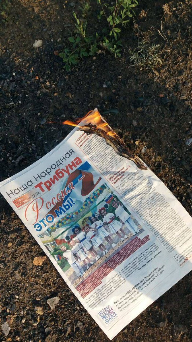 yellowribbonENG's tweet image. Occupants propaganda is burning in Melitopol, Donetsk and Faschivka