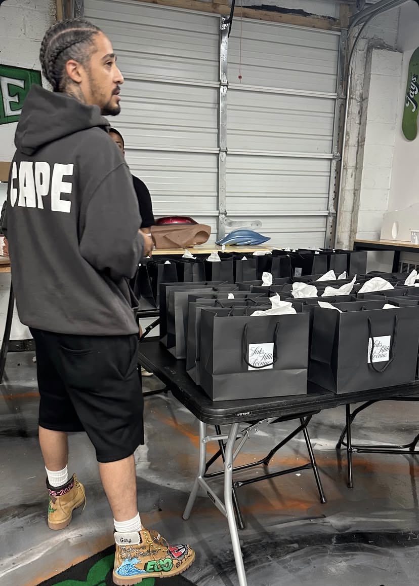 GT has the coolest after school program in the game. 3D model car designing, cooking classes, streaming and STEM classes , catered lunches and breakfasts, and today he’s giving away Saks 5th avenue gift bags to the Youth. Support him.