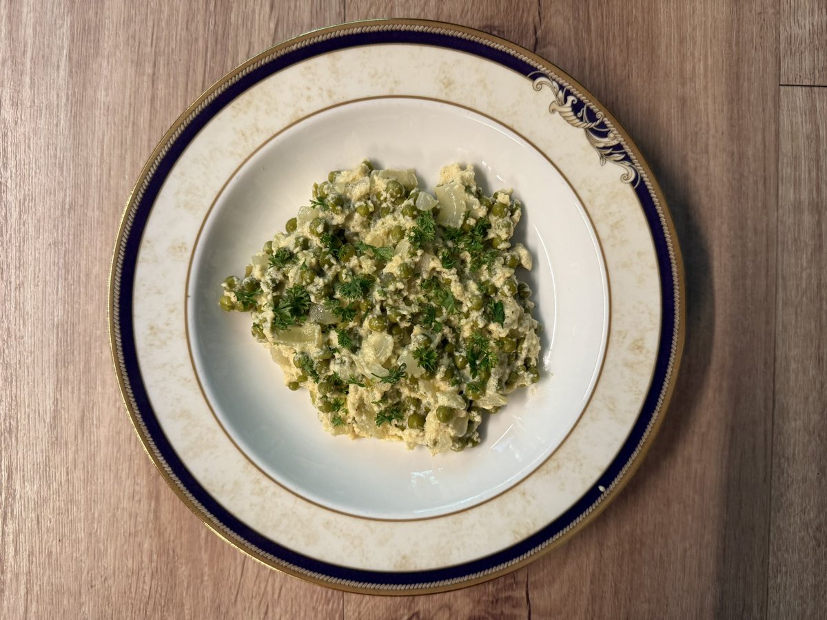 WolfgangFRothe's tweet image. Gemüsepfanne mit Schmand und Käse. Dazu gab’s Salat.