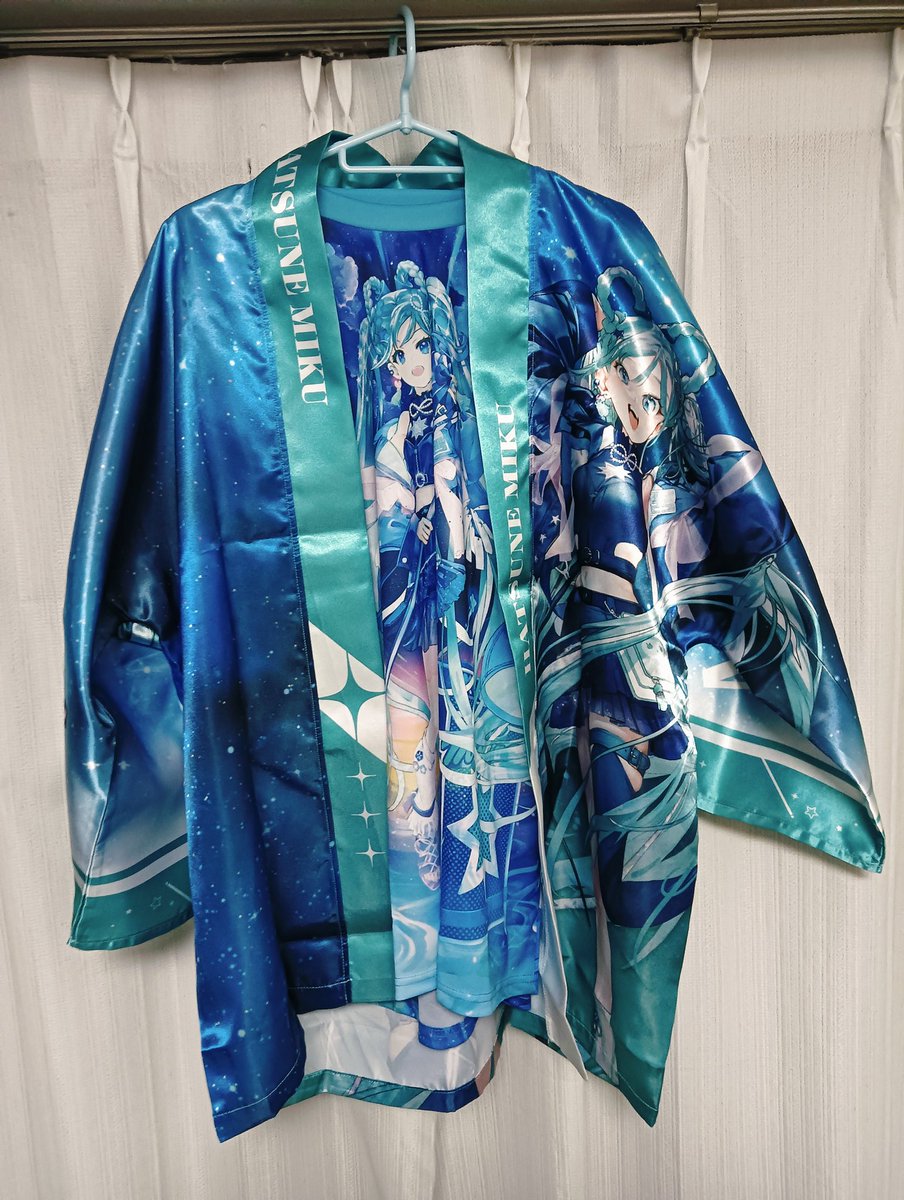 MickMiku39ninja's tweet photo. マジミラグッズきた
戦闘服の七夕ちゃんかわいい
あとぬいリングがちょうどGIFTぬいちゃんの手サイズでｳｹﾝﾈ
てか言ってる間再来週にはマジミラ仙台に向けて出発なんだよなぁ
8月は初の仙台，大阪，千葉と忙しくなるぞぉ
#マジカルミライ2025
#マジカルミライ仙台
#ぬい
#ｳｹﾝﾈ
#うちの子可愛い https://t.co/SafjFhZ5un