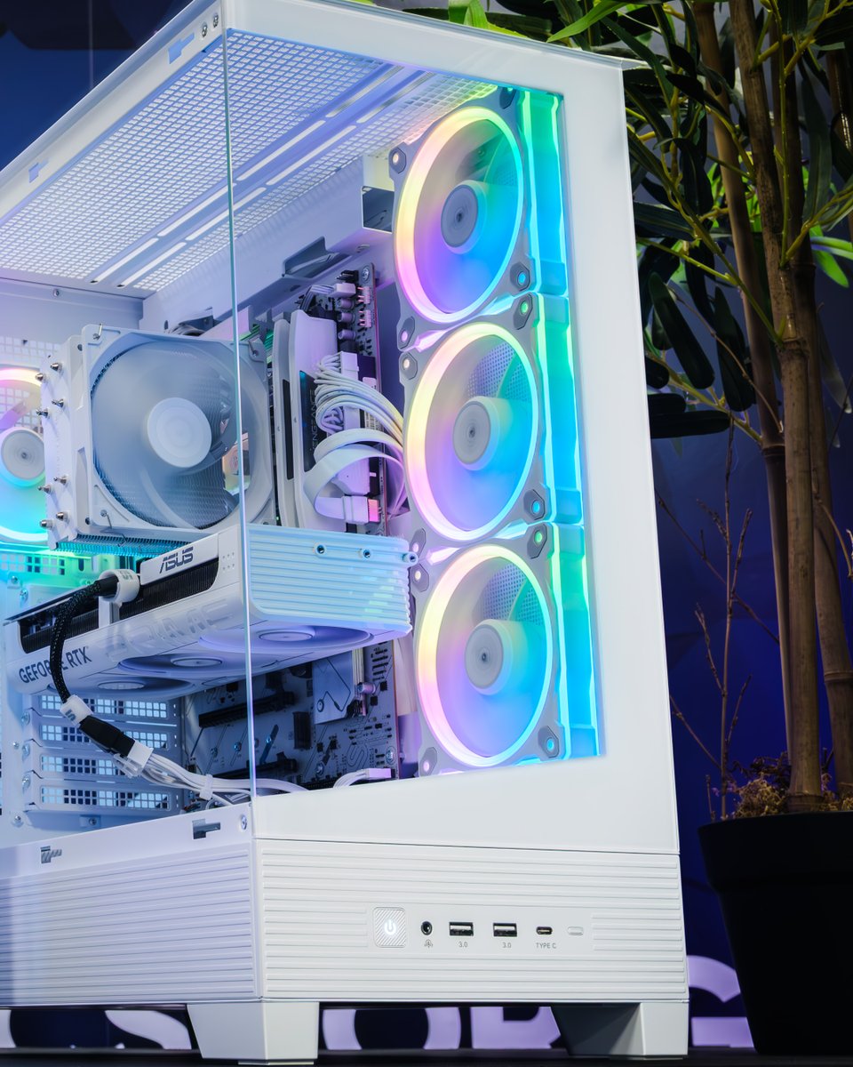 awdit's tweet image. Main event vibes. Two contenders. One colour.
💨 In the airflow corner: Air Mesh PURE WHITE – lightweight, fast, and built to keep its cool under pressure.
🌈 And in the style corner: A31 PLUS WHITE – full spec, full presence, and ready to take the spotlight with @ASUSUK PRIME…