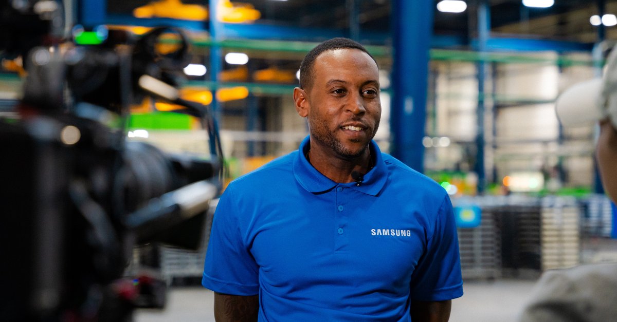 SamsungSC's tweet image. We&apos;re thrilled to host @FoxNews today for a live look inside our state-of-the-art home appliance manufacturing facility. They&apos;re here to share the inspiring story of small-town America — and the role Samsung has played in helping #NewberrySC thrive.