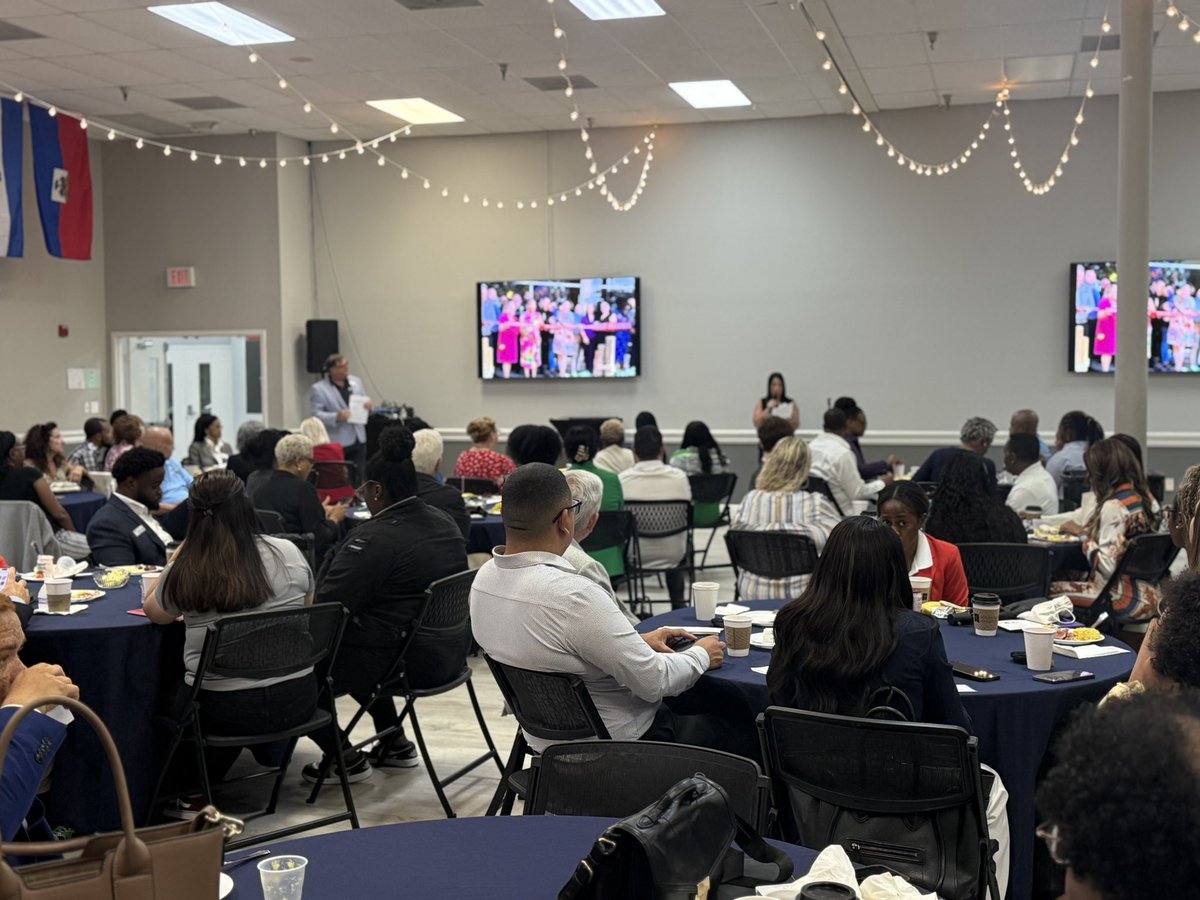 RepDanDaley's tweet image. There’s no better way to start the day than with the Tamarac North Lauderdale Chamber of Commerce! It’s always a fantastic opportunity for Team 96 to connect with local business leaders, and stay informed with updates from both new and established businesses in our community.