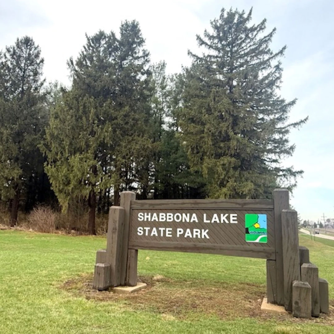 ALPLM's tweet image. #OnThisDay in #ILHistory – July 17, 1859 – Chief Shabbona died at 84. Once a warrior, later a peacemaker, he was promised land that was later stolen. Gov. Pritzker recently signed a bill to return land to the Prairie Band #Potawatomi Nation. #ALPLM
🔗 ow.ly/eWwb50WqRTq
