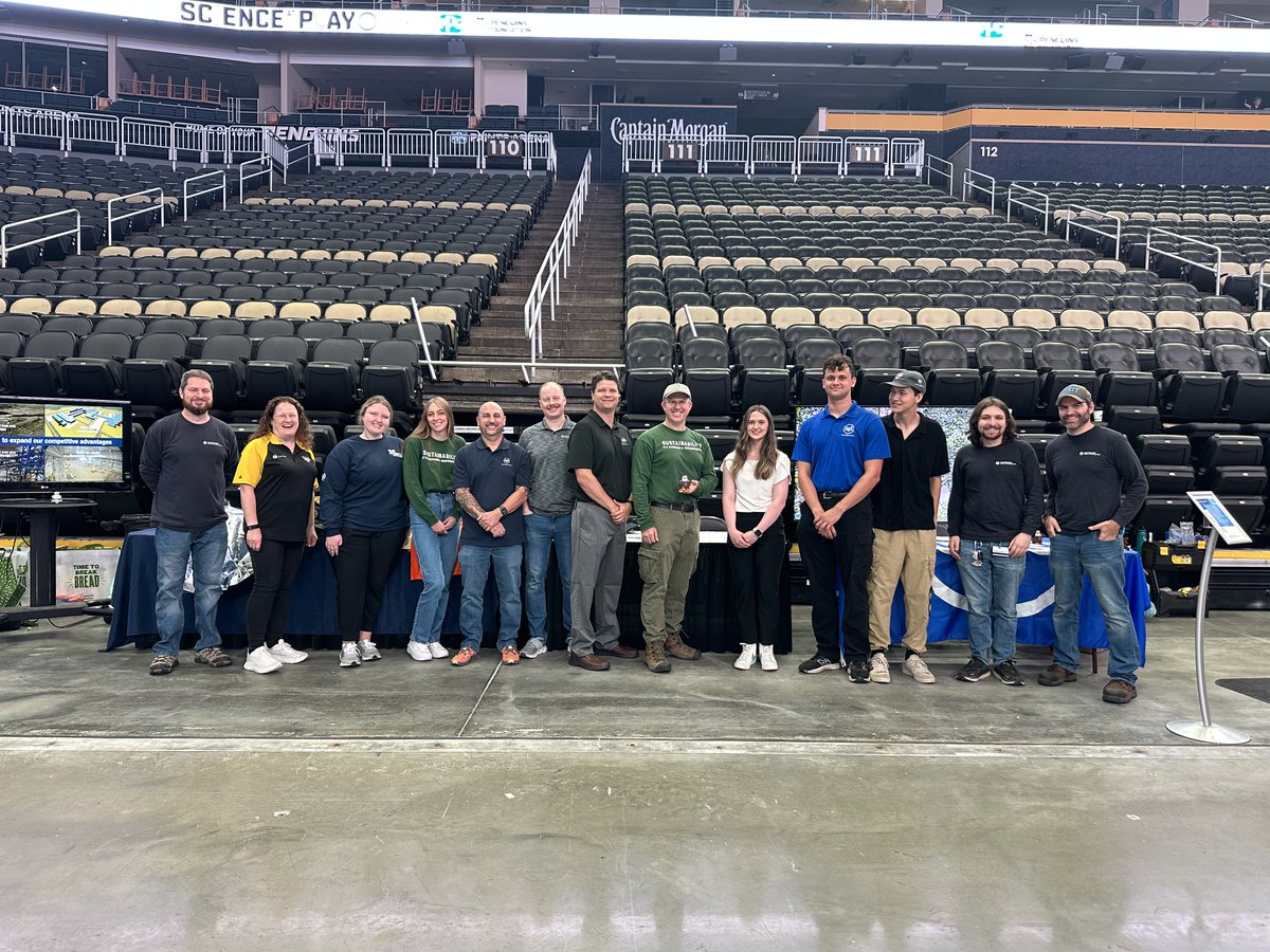 U_S_Steel's tweet image. We had a blast at Science at Play with @PPG and @pensfoundation! 🧪⚙️
Our #USSteel team showcased safety, sustainability & STEM — from car crash tests to safety gear try-ons and more!
Inspiring the next generation of steelmakers starts here.
Learn more: xapp.uss.com/member/post/st…