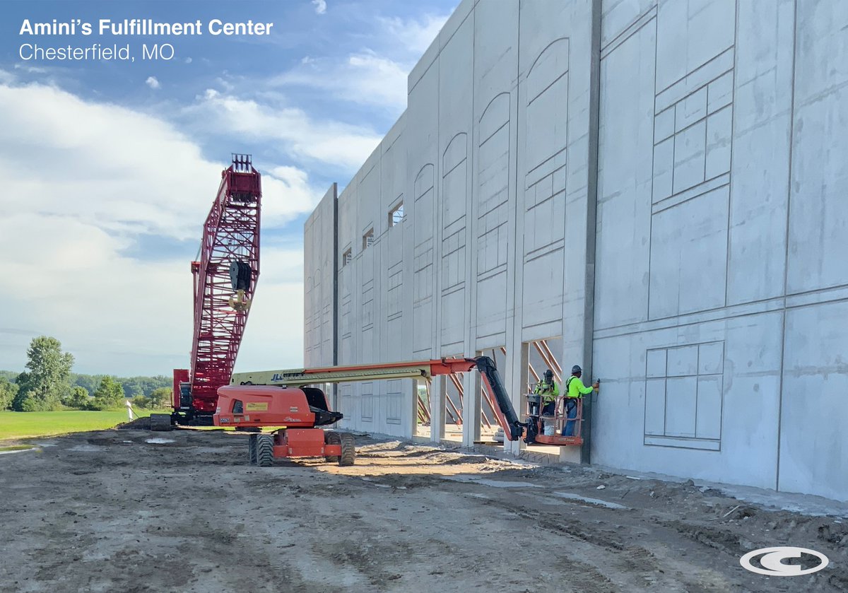ContegraCC's tweet image. Tilt panels are complete at Amini’s Fulfillment Center in Chesterfield, MO. Big thanks to Fenix Construction for the hard work! Up next: setting steel with Affton Fabricating and Welding and Big Boy&apos;s Steel Erection. 🏗️ #Contegra #ConstructionwithIntegrity