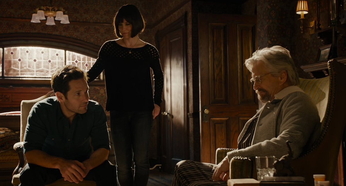 AntManNews's tweet image. 10 YEARS AGO today the first Ant-Man film released in theaters, marking the beginning of the journey of Scott Lang and Hope Van Dyne in the MCU
Happy Ant-iversary 🐜🐝