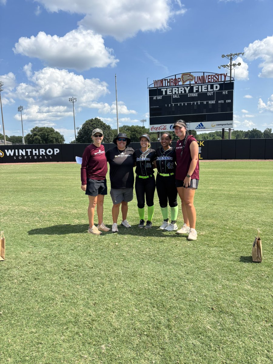 Had a great time at the <a href="/Winthropsoftbal/">Winthrop Softball</a> camp with my teammate <a href="/GabrielaT_42/">Gabriela Thigpen</a> . Thank you coaches and players for putting on such an amazing camp!