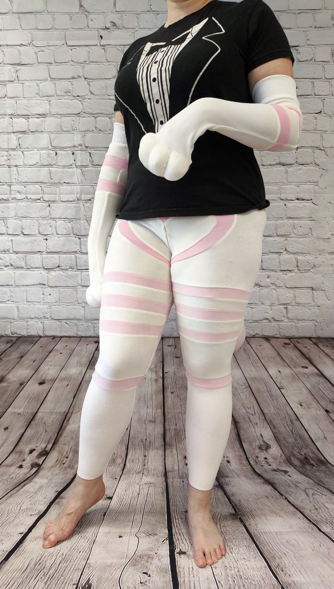 Irbis_Midnay's tweet image. Angel Dust Full Set
Measurements:
Waist: 70–130 cm
Inseam: 76 cm
Waist to heel: 115 cm (can be shortened)
💖 Made with love and perfect for cosplay or lounging in character!
!!!PRICE REDUCED!!!
💰 Price: 550$
+ shipping
📩 DM @IrbisMidnay to adopt this cutie!