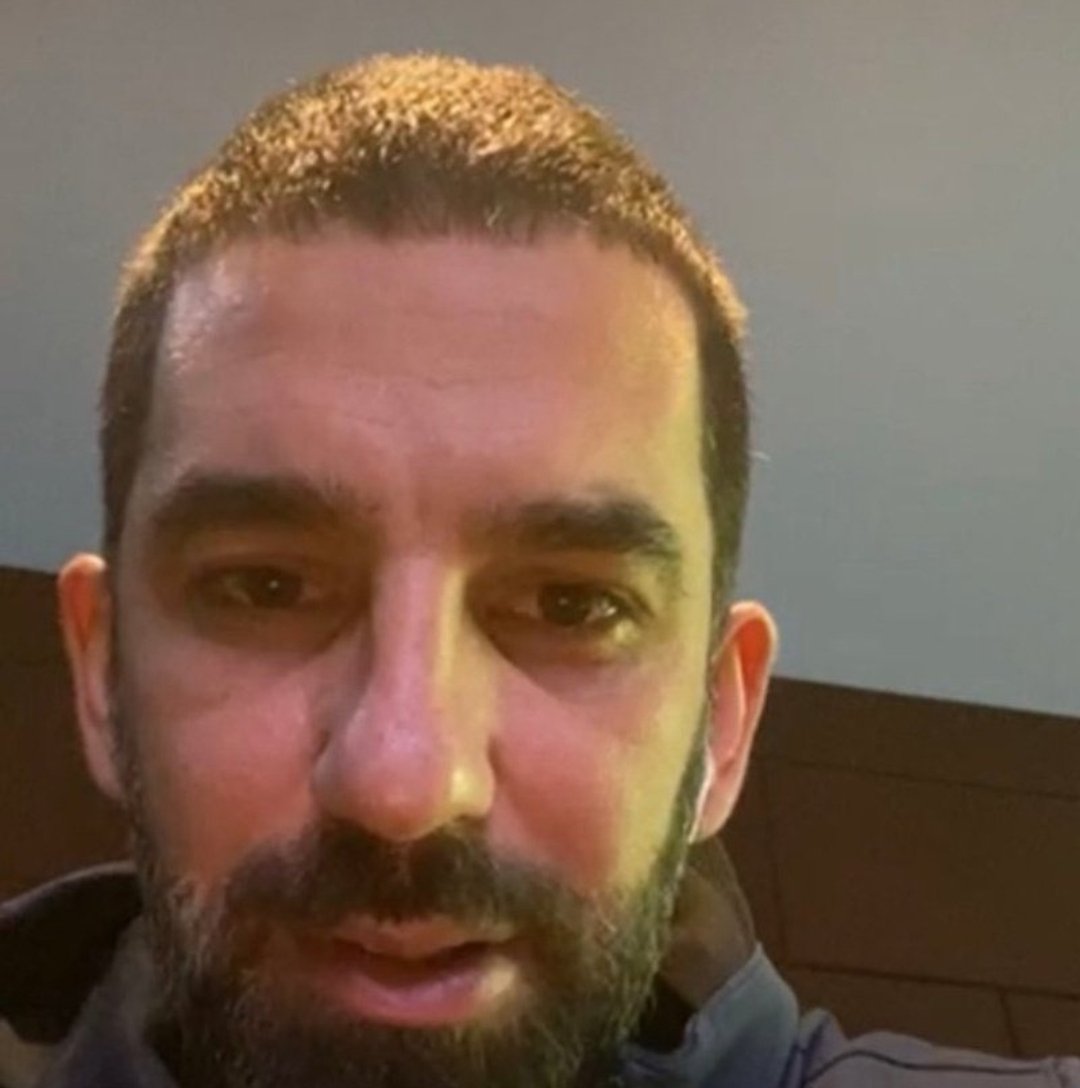 böbreklerim su zannedip her defasında kola, soguk kahve ve mangolu fuse tea uclusuyle karsilasiyor