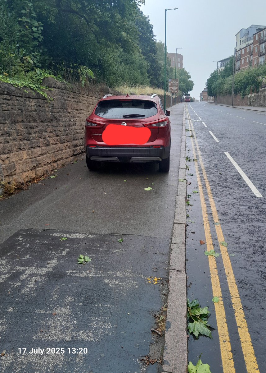 Officers came across this car today, fully obstructing the pavement. There was space in nearby free bays. The drivers excuse, that it was convenient. It wasn't for the passing pedestrians. Pcn served. #safernotts.