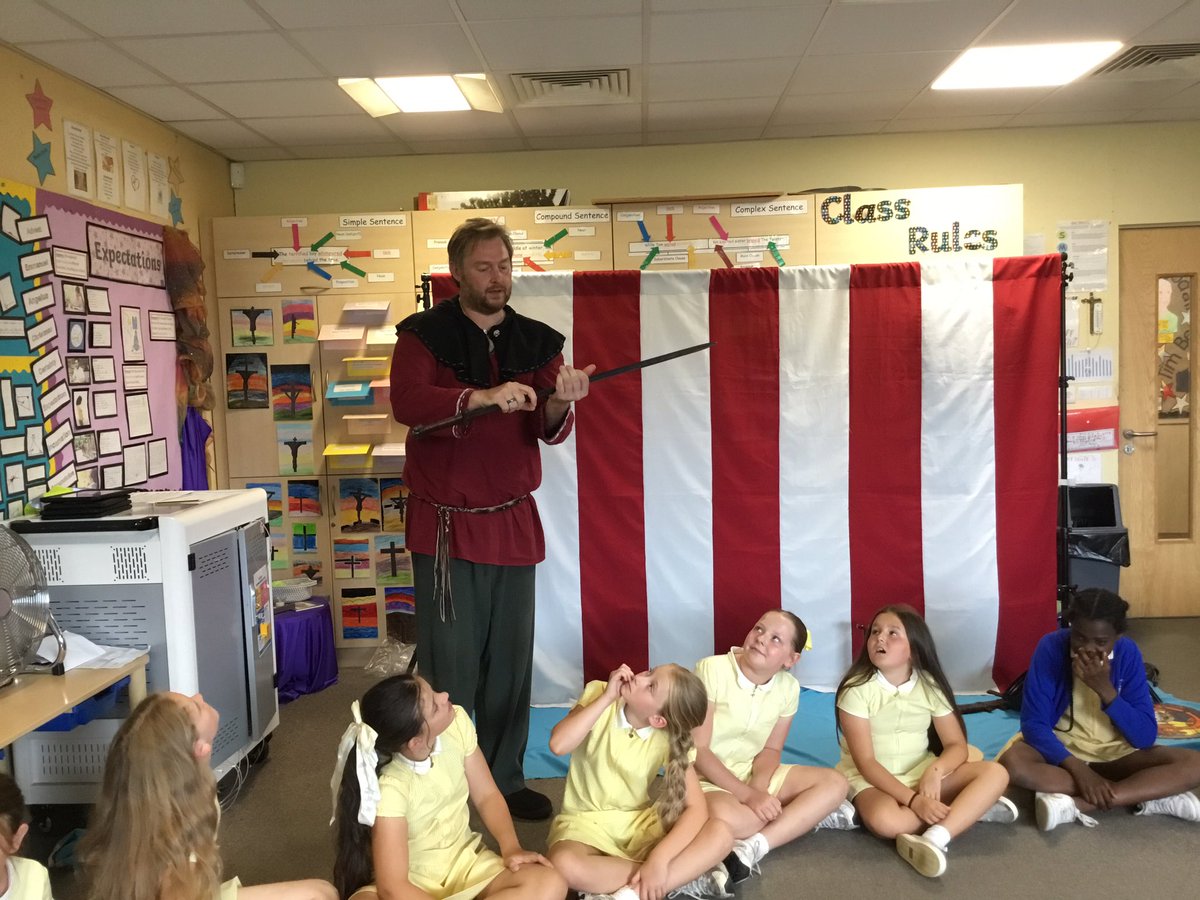 6B_stjohns's tweet photo. What a fantastic day we had learning about Viking life! https://t.co/kek0B3SAsp