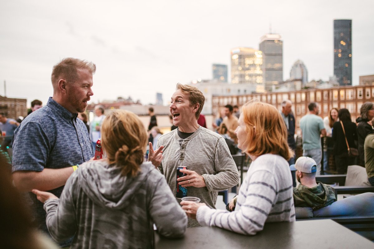 Gonna be in our neighborhood today? 🎶Stop by our Truly Rooftop at MGM Music Hall for amazing Boston views + vibes! We open at 2PM TODAY! CHEERS!🥂

📸: Corwin Wickersham