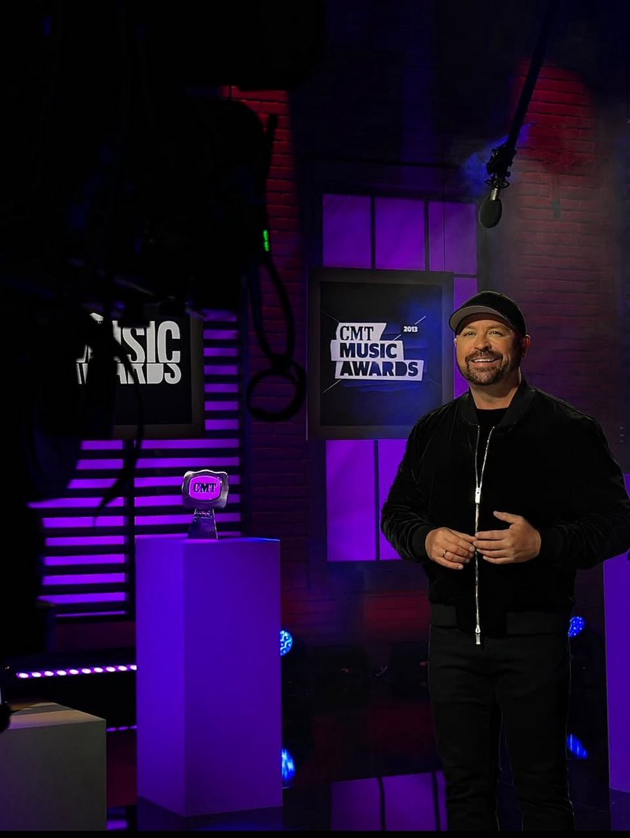 CodyAlan's tweet image. I’ll host the CMT Music Awards 20th anniversary special tonight! With new interviews & never told before told stories from Carrie Underwood, Lainey Wilson, Keith Urban, Jason Aldean, Jelly, Luke Bryan, Kelsea Ballerini, Cody Johnson & more! Watch on @CMT tonight at 9/8c💃🏽📺⚡️🪩