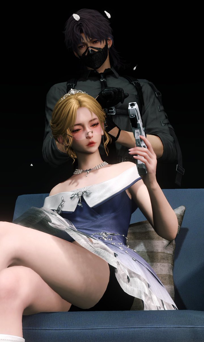 PRIMECONS0RT's tweet image. Mr. Bodyguard&apos;s gun.