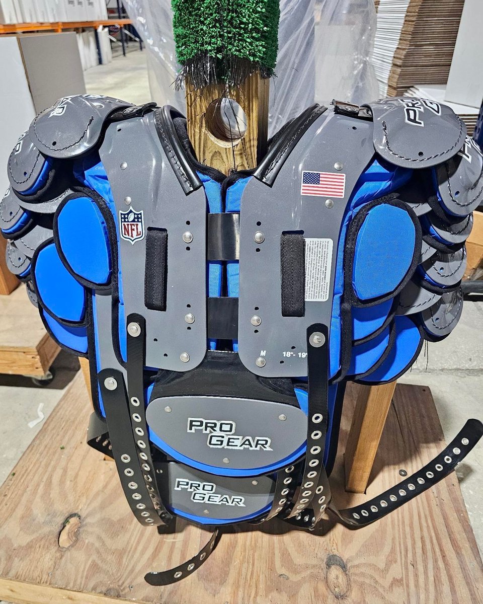 Pro Gear Sports (@progearfb) on Twitter photo Another <a href="/NFL/">NFL</a> team on the board! - <a href="/Panthers/">Carolina Panthers</a>!๐
Jimmy Luck at <a href="/schuttsports/">Schutt Sports</a> worked with Don Toner to get these guys some new gear!
<a href="/ProSports_Pads/">ProSportsPads</a>
#KnowTheLogo #ProfessionalFootball #FootballEquipment #EquipmentRoom #EquipmentManager #ShoulderPads #BackPlates #NFL #KeepPounding Another <a href="/NFL/">NFL</a> team on the board! - <a href="/Panthers/">Carolina Panthers</a>!๐
Jimmy Luck at <a href="/schuttsports/">Schutt Sports</a> worked with Don Toner to get these guys some new gear!
<a href="/ProSports_Pads/">ProSportsPads</a>
#KnowTheLogo #ProfessionalFootball #FootballEquipment #EquipmentRoom #EquipmentManager #ShoulderPads #BackPlates #NFL #KeepPounding