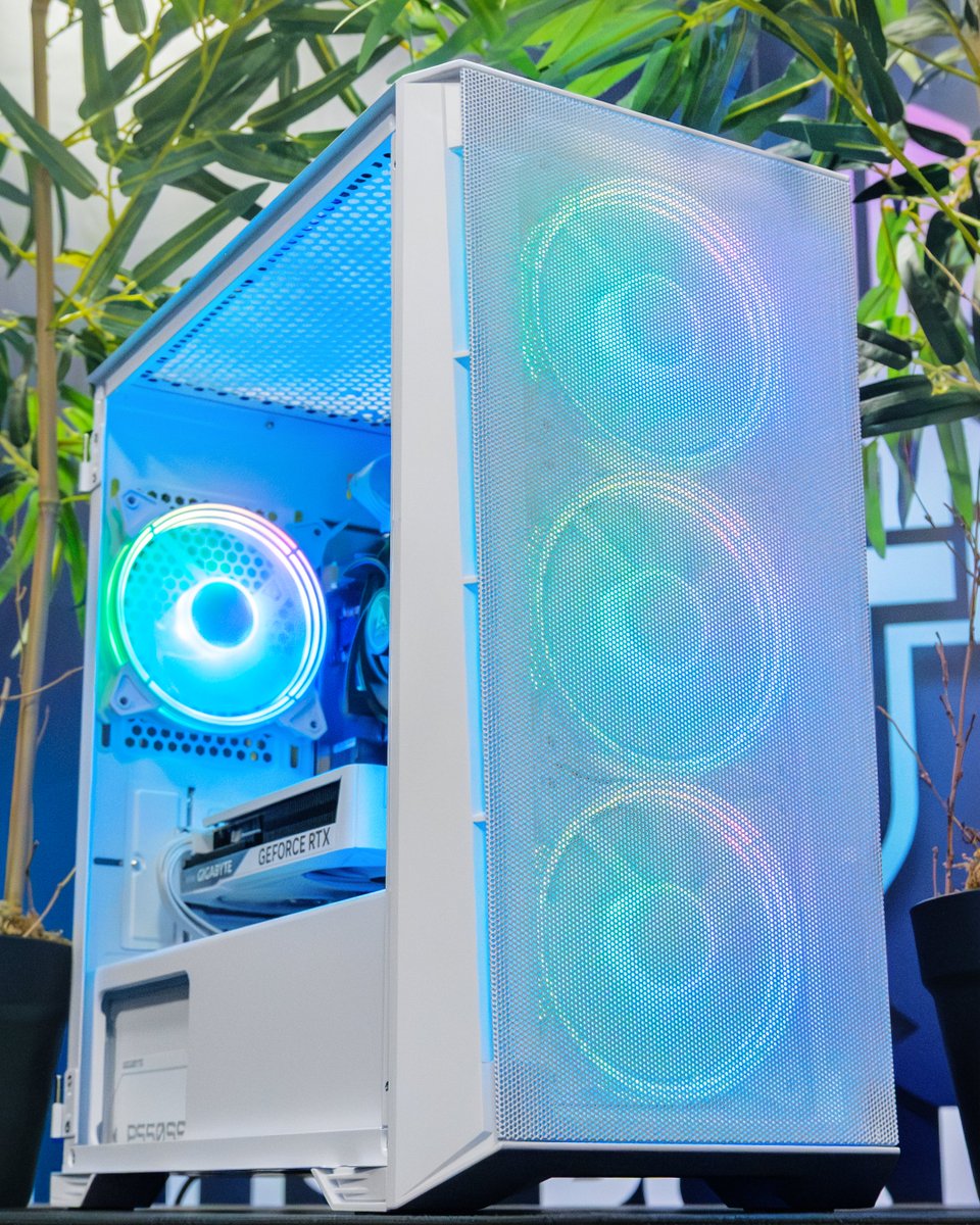 awdit's tweet image. Meet the Air Mesh PURE WHITE — built to keep your game cool and smooth.
Lightweight design meets powerful airflow to keep your system running efficiently, even during those marathon gaming sessions.
It’s all about smart cooling and reliable performance without the flashy…