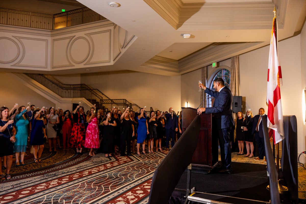 EducationFL's tweet image. Thank you @HeliosEdFnd for your continued support of the Florida Teacher of the Year Program. The Commissioner’s Reception was filled with the best of the best educators in Florida! #FLTOY2026 #FloridaTeachersLead